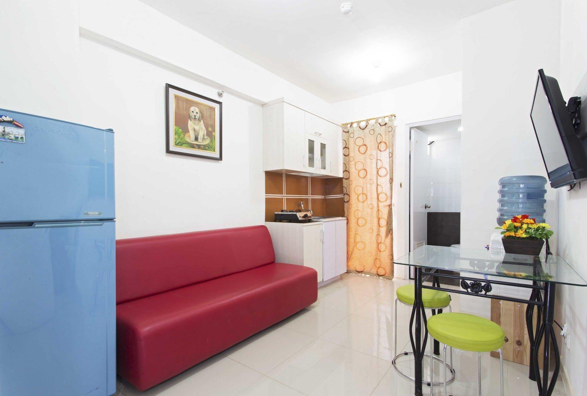 Reddoorz Apartment @ Green Pramuka Jakarta Ngoại thất bức ảnh